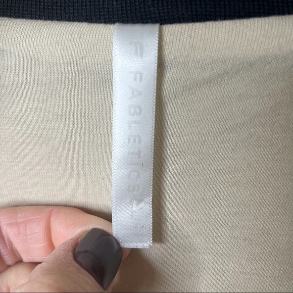 Fabletics Dream Polar Fleece Pullover Cream Size Large Quarter Zip Sherpa - Picture 10 of 10